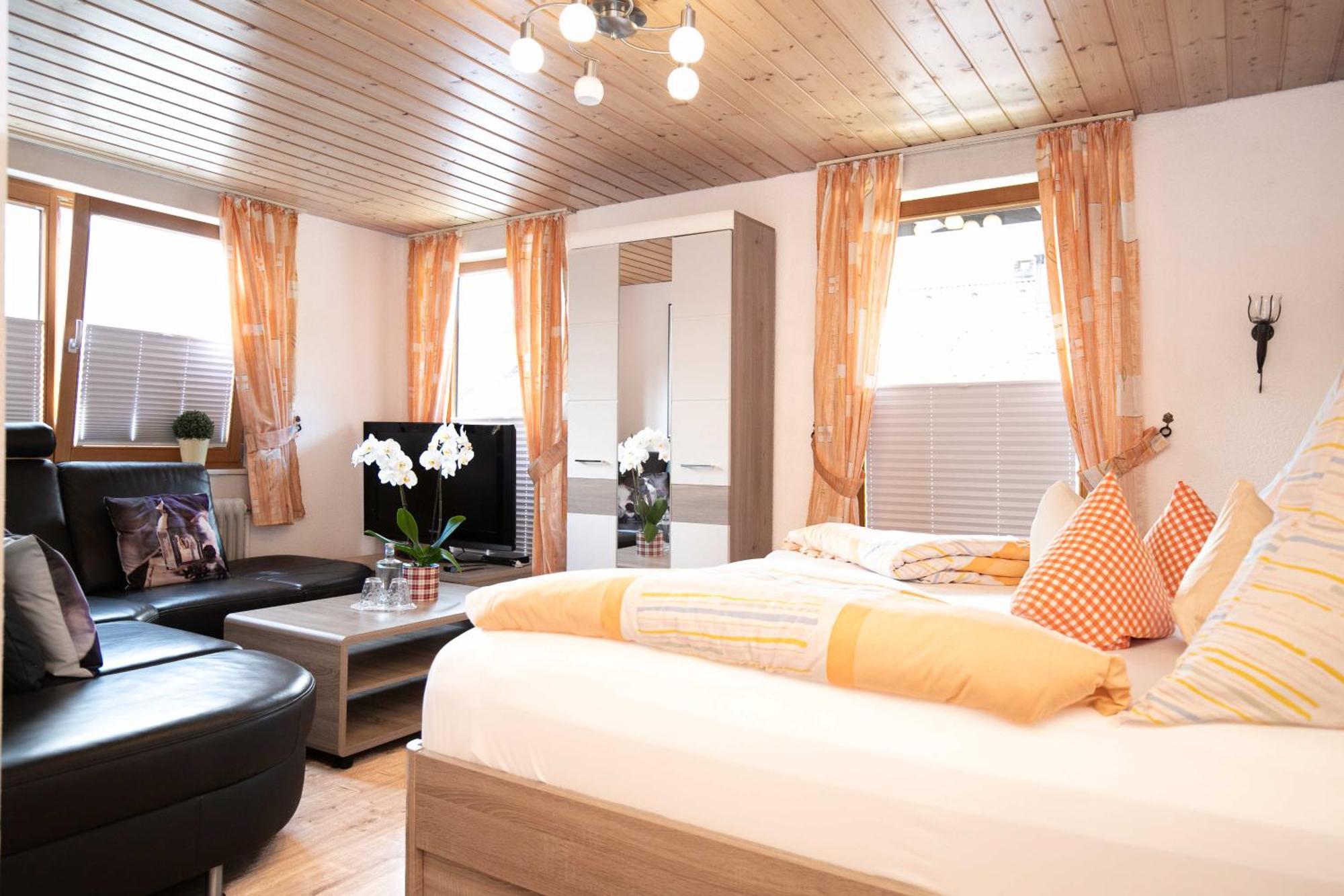 Hotel Restaurant Amadeus - Inclusive Skipass Und Vieles Mehr Bad Hindelang Εξωτερικό φωτογραφία