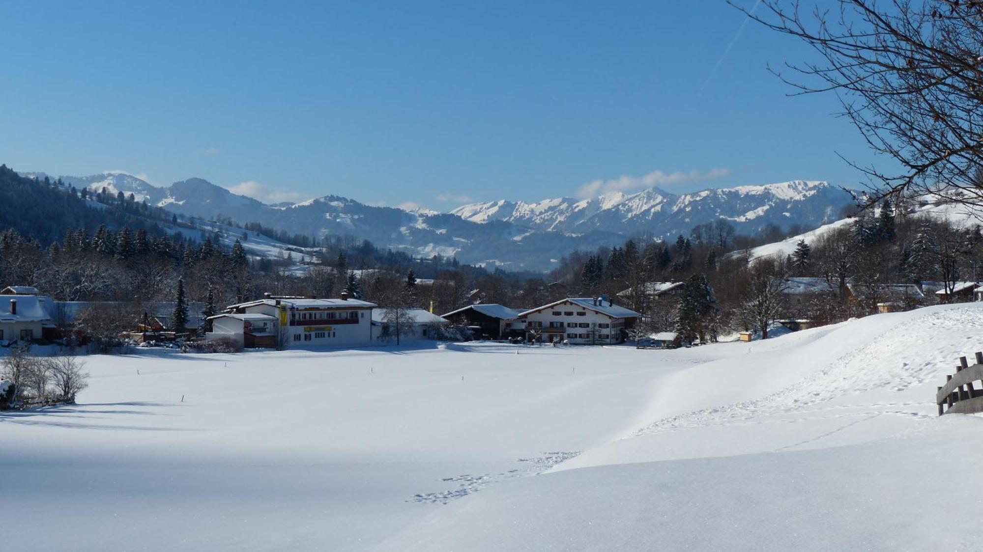 Hotel Restaurant Amadeus - Inclusive Skipass Und Vieles Mehr Bad Hindelang Εξωτερικό φωτογραφία