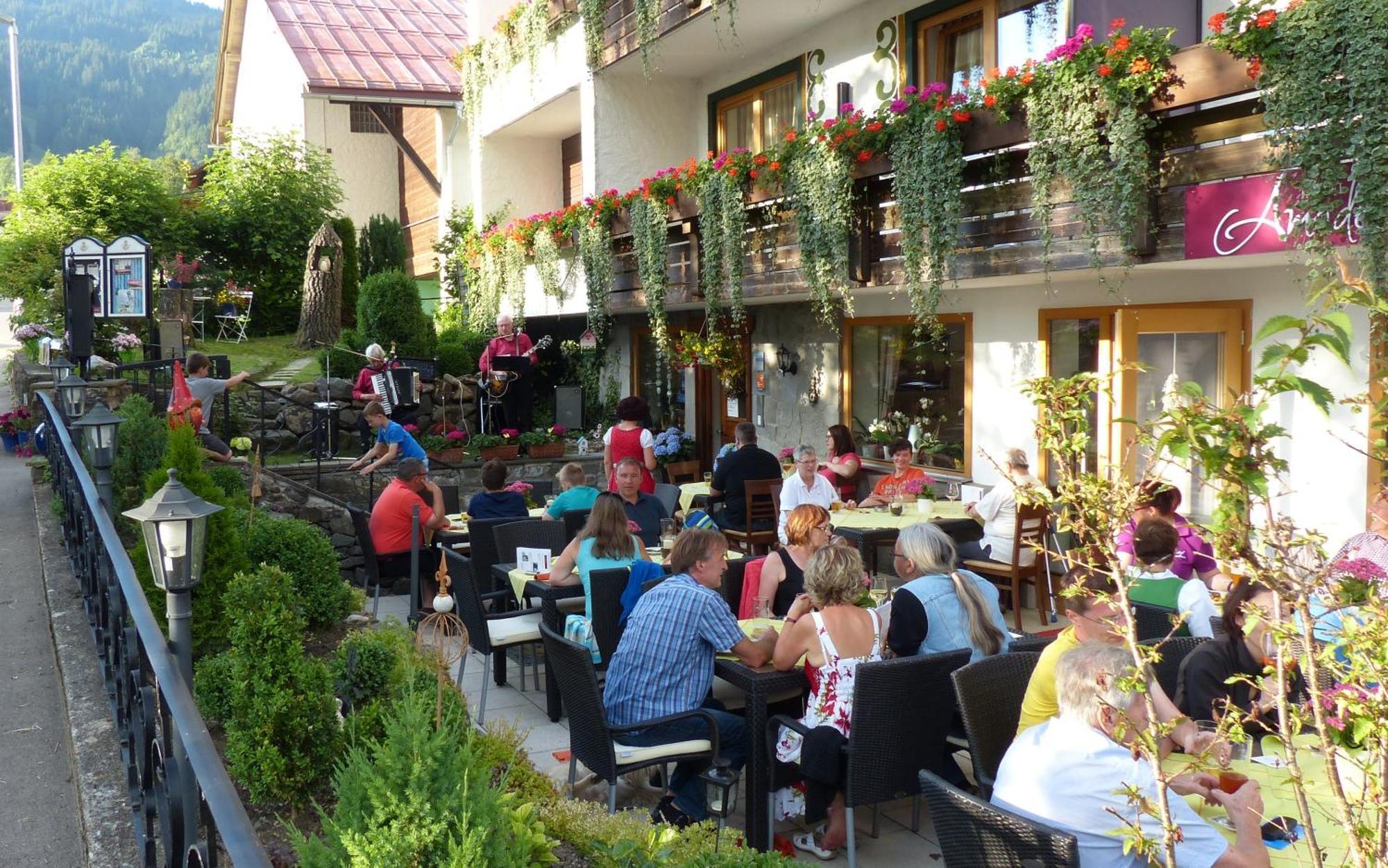 Hotel Restaurant Amadeus - Inclusive Skipass Und Vieles Mehr Bad Hindelang Εξωτερικό φωτογραφία